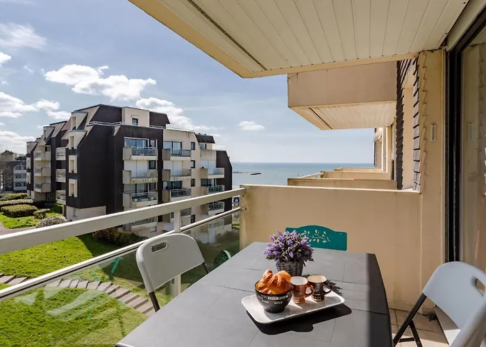 Apartment Le Domaine Des Roches By Interhome